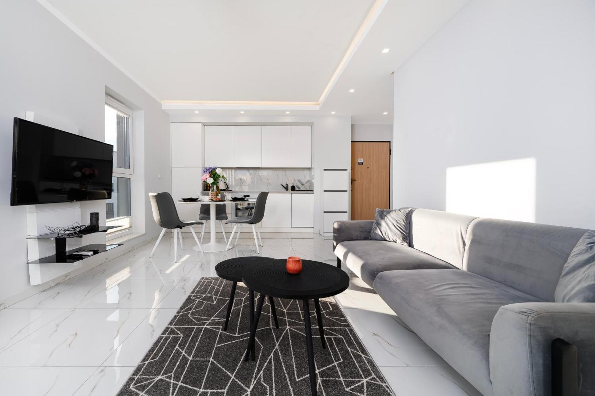 Apartament Downtown - Balcony - By Rentujemy Łódź